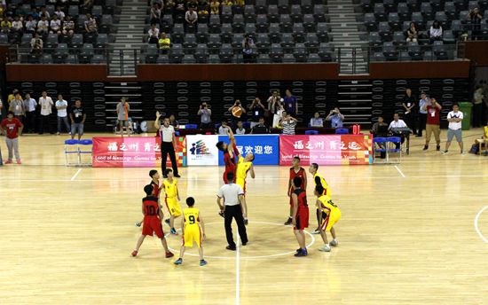 青运会马尾赛区男子篮球U18测试赛正式开赛