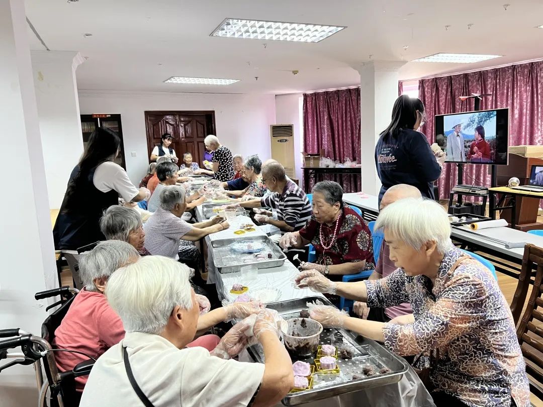 探访疫情期间的万友颐养院