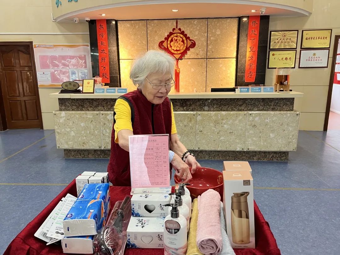 探访疫情期间的万友颐养院