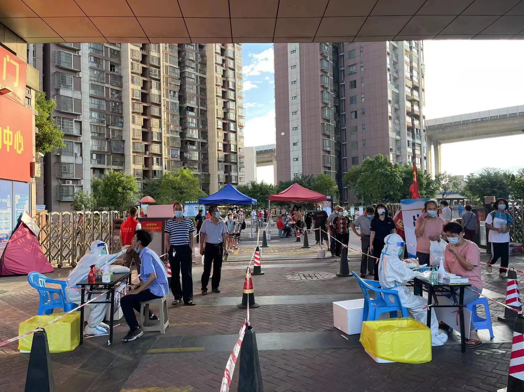 马尾易安居小区：网格+党建 构筑小区防疫“屏障”
