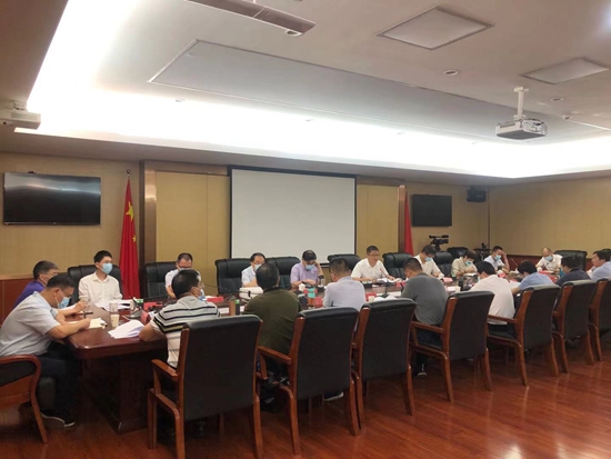 管委会、区政府2021年第23次常务会议召开