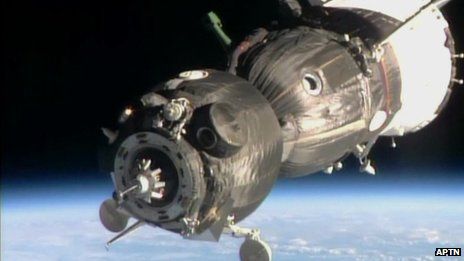 飞船周四离开地球后6小时抵达空间站