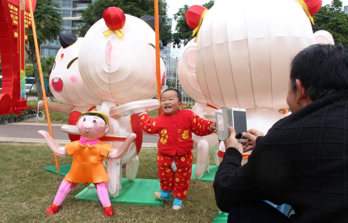 第十七届“两马同春闹元宵”花灯提前探