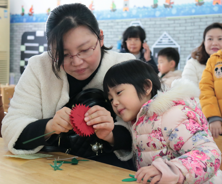 福州开发区幼儿园开展三八节主题活动