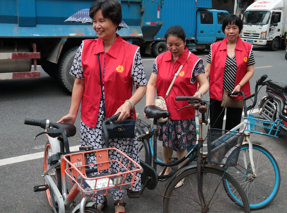 “规范出行 文明停放 安全充电”