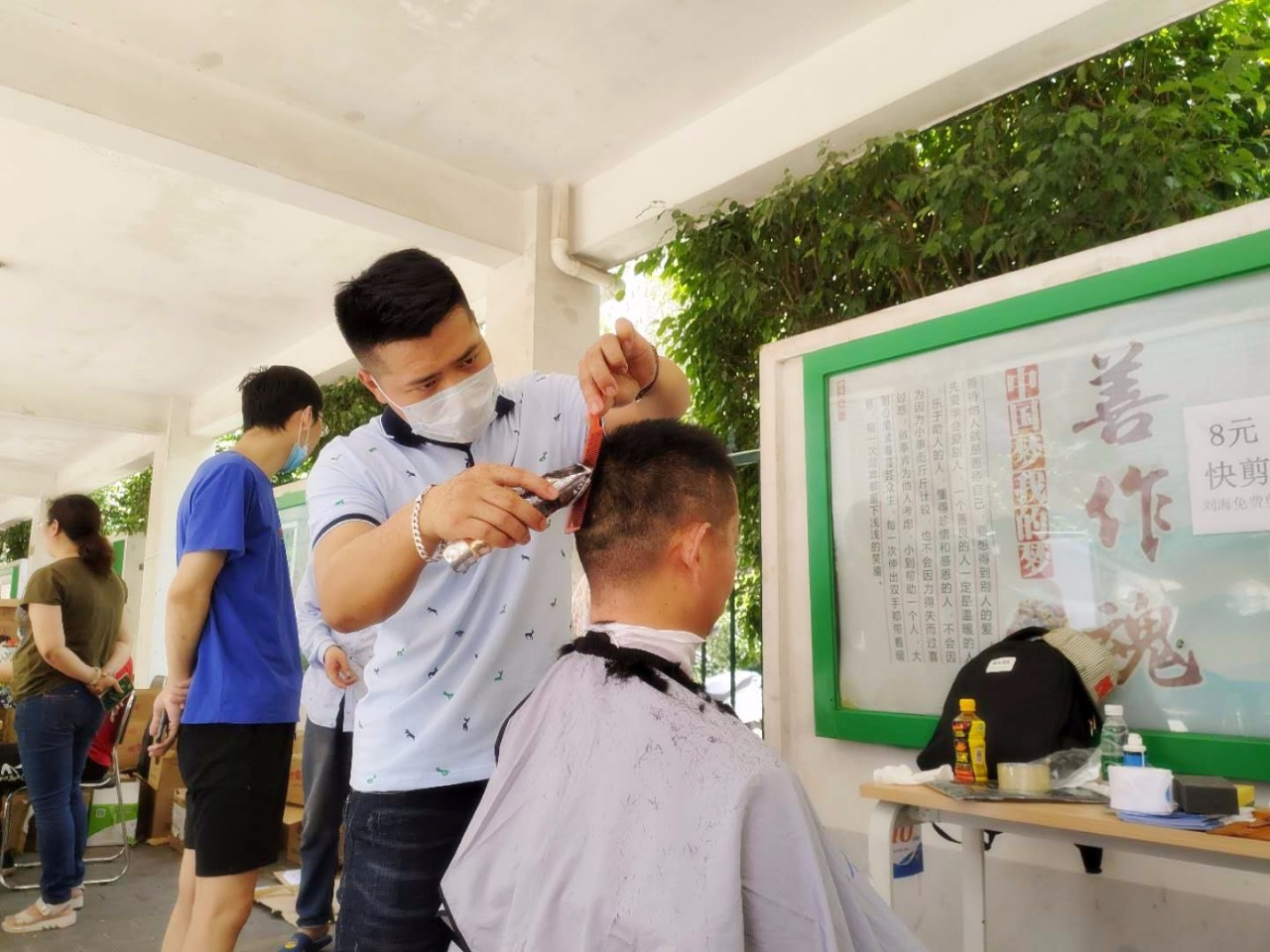 大“孩子”的别样六一节