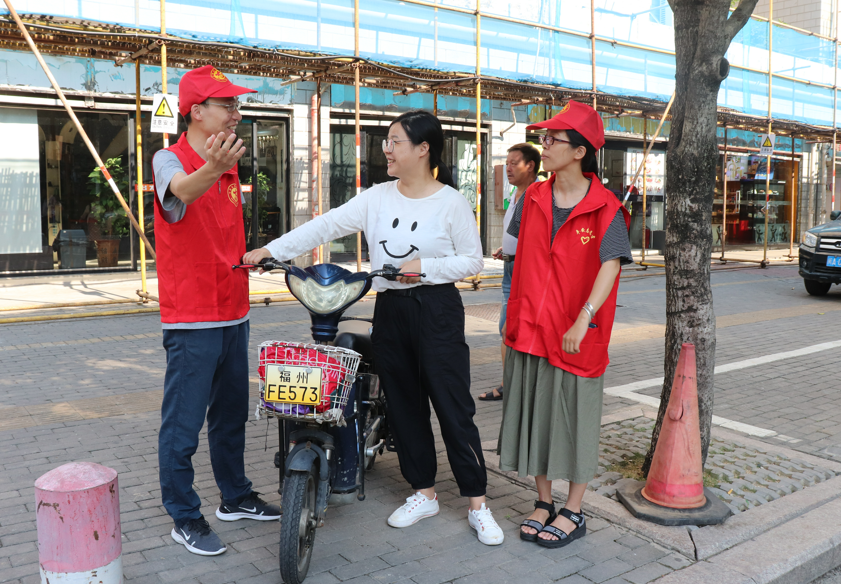 在志愿服务中增强服务意识和担当精神