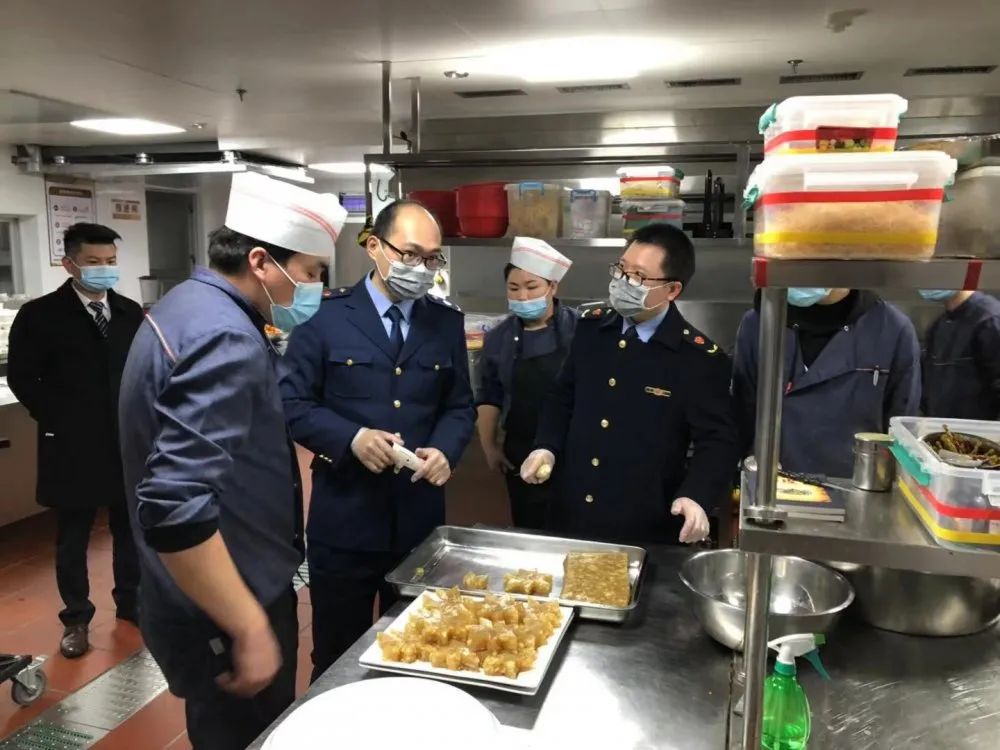 马尾区市场监管局全力保障“两会”期间餐饮食品安全