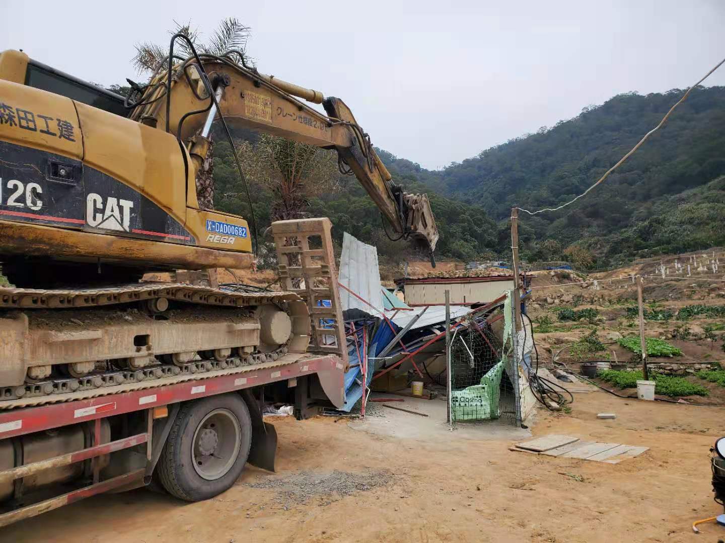 琅岐镇集中拆除3处违章建筑