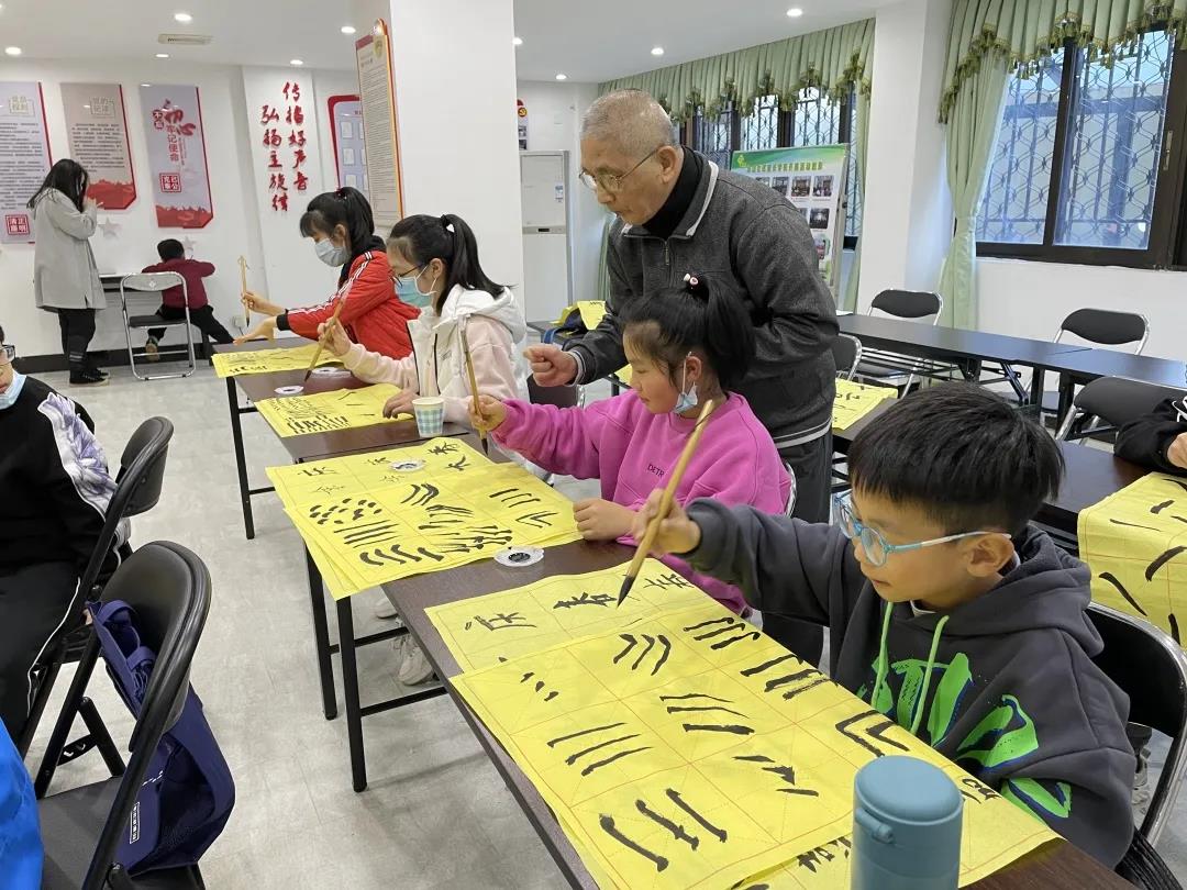 沿山社区“红色文化课堂”开课