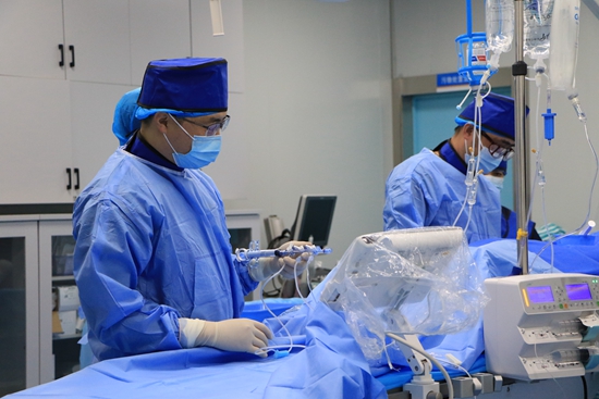 马尾区医院介入导管室正式开科运行 首日完成3例介入手术
