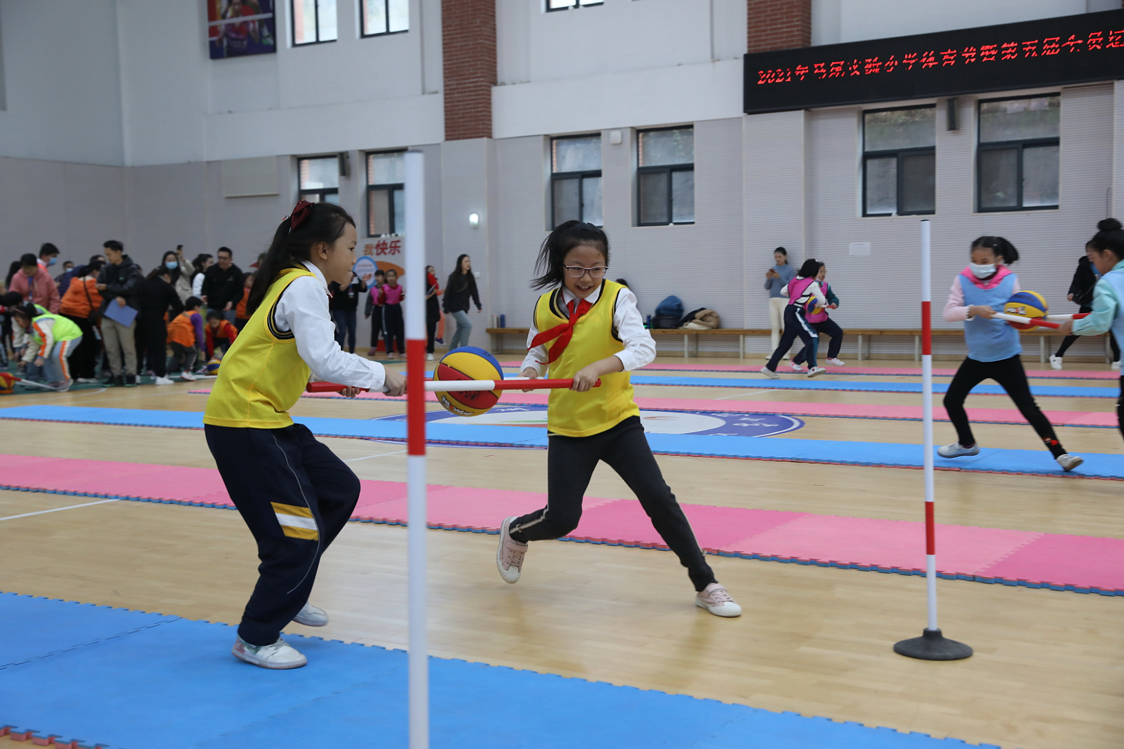 马尾实验小学趣味运动会开赛