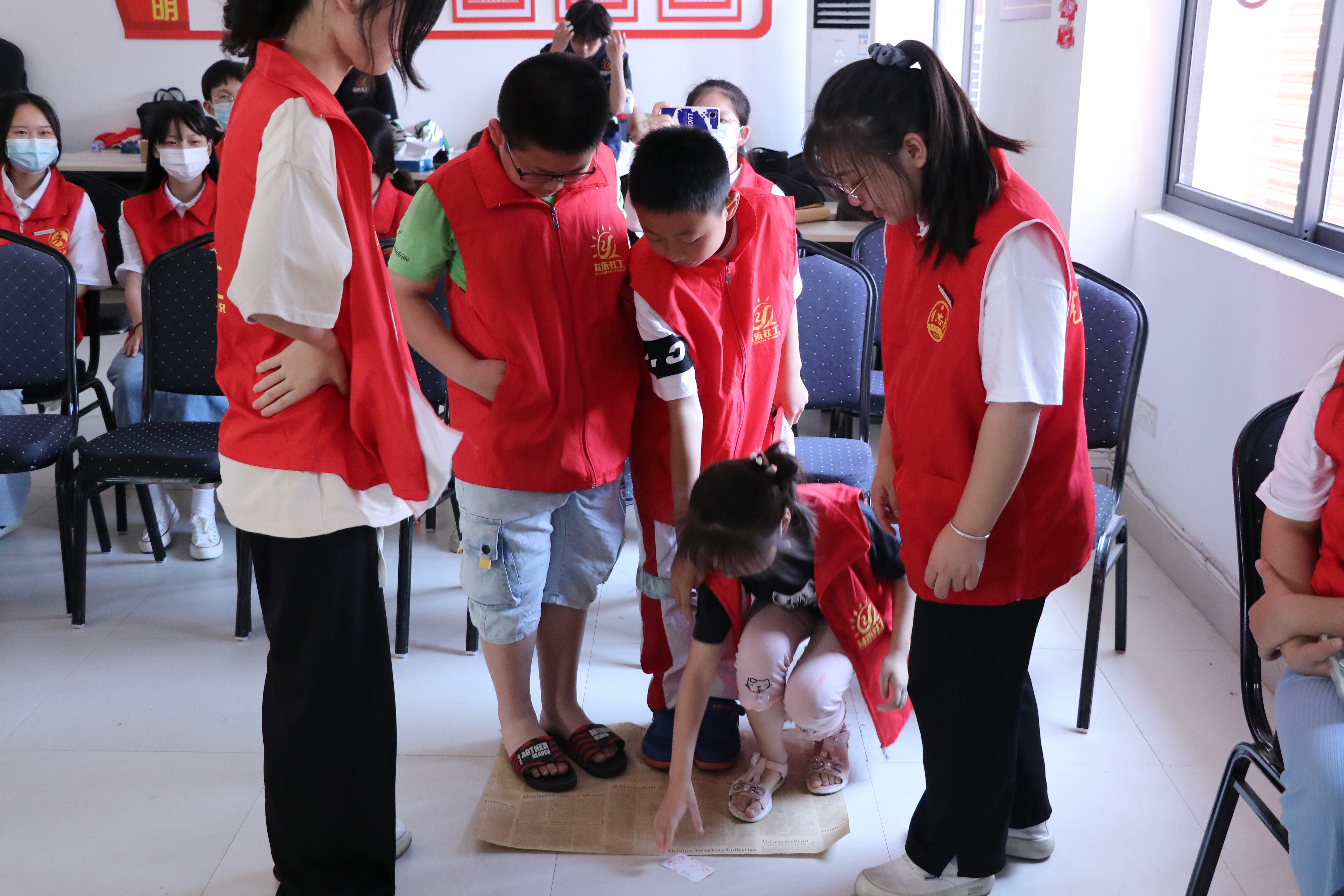 “缤纷益夏•绽放活力”青少年成长主题夏令营开营