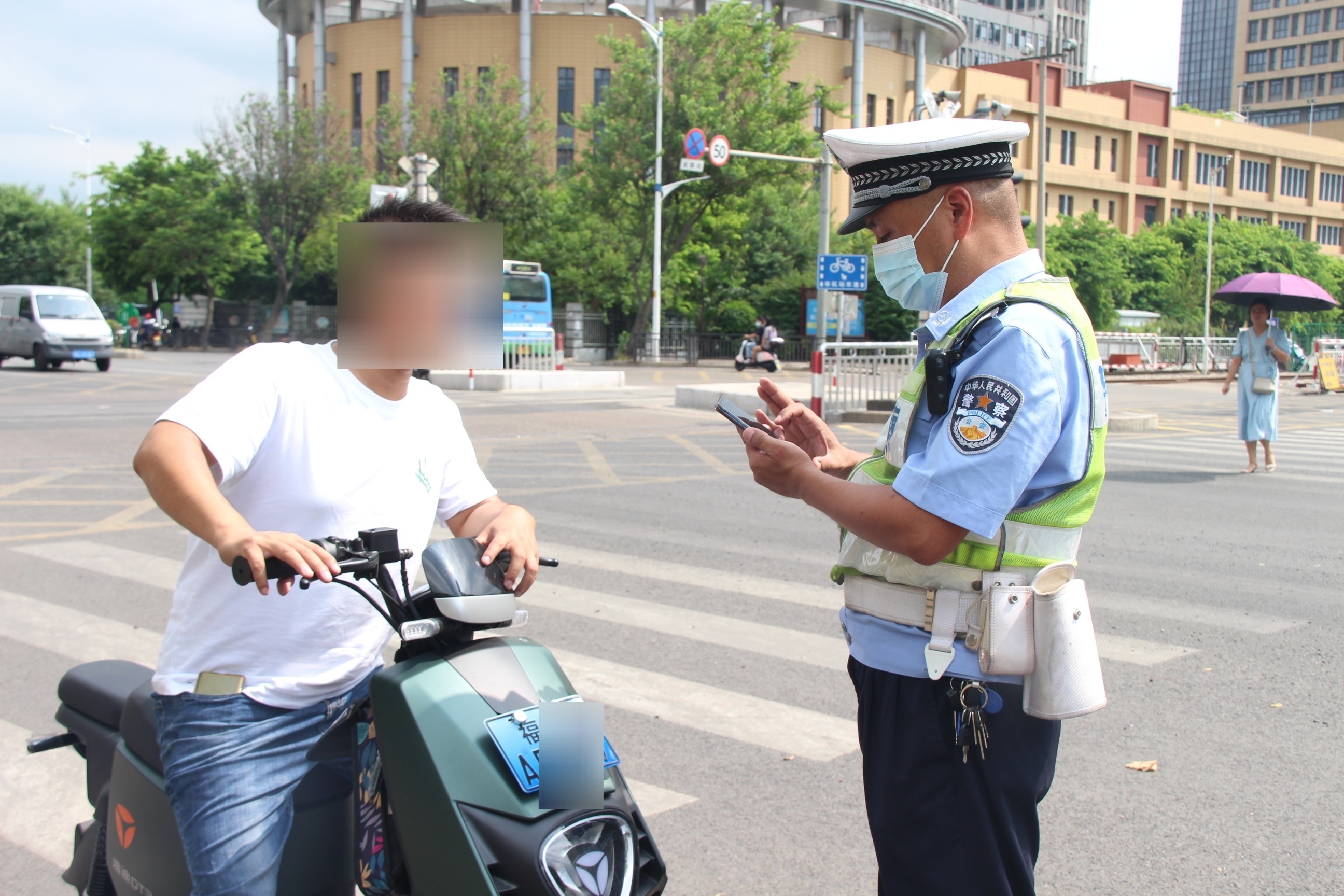 马尾交警：9月1日起骑电动车不戴头盔将被罚