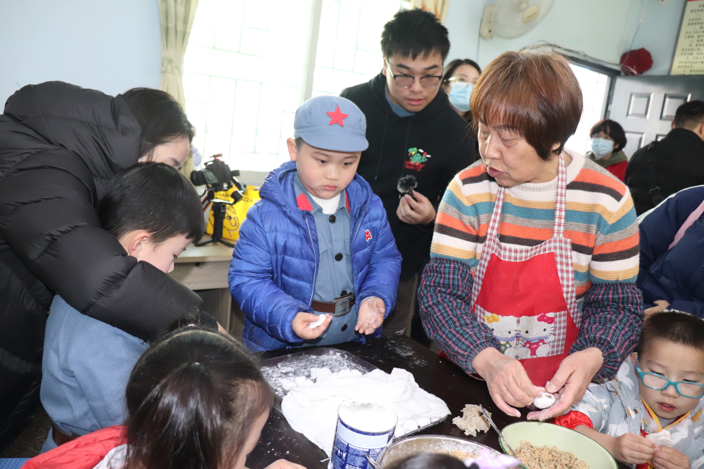     非遗走进拗九节 这个社区和幼儿园玩出新花样   