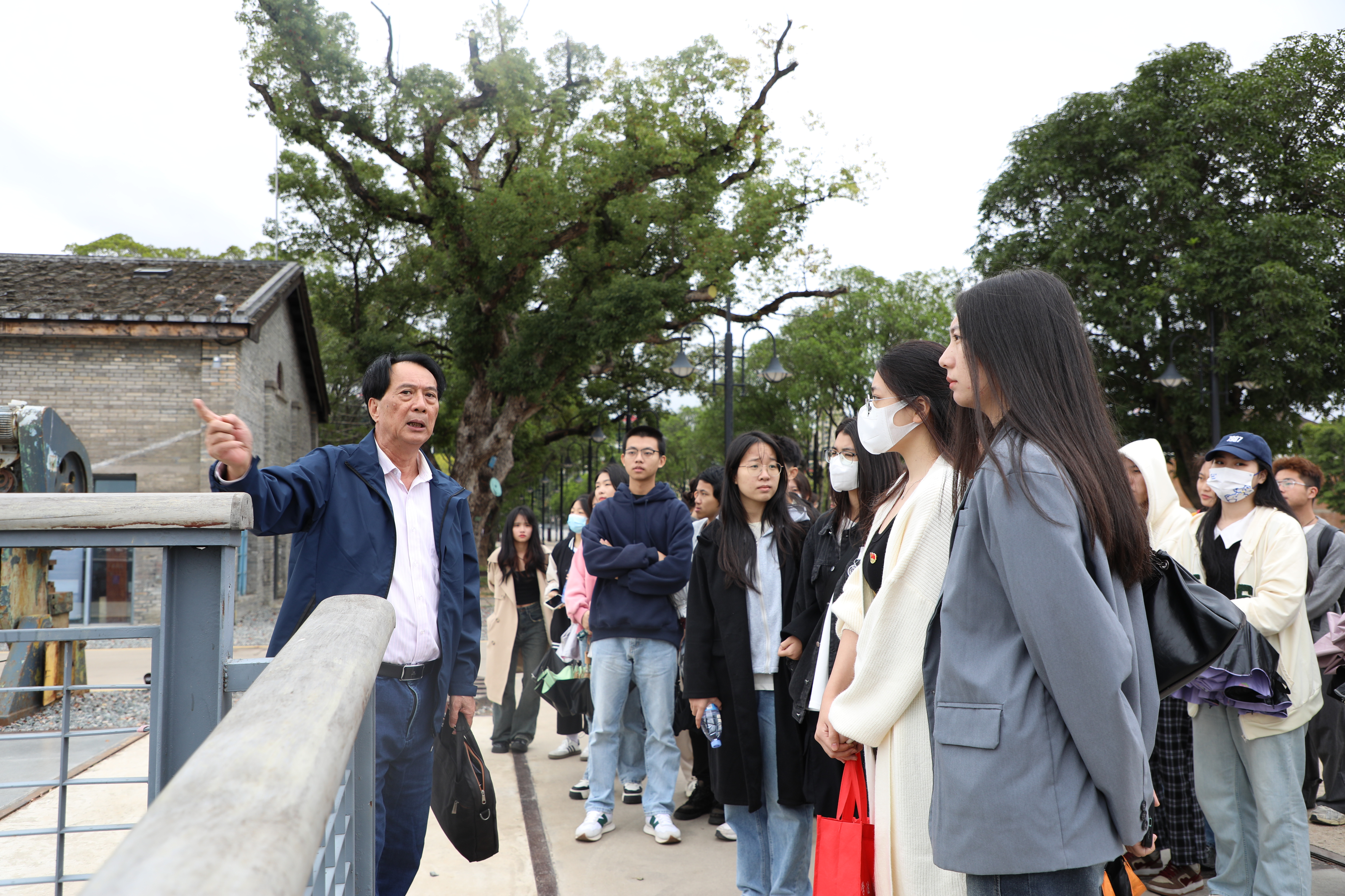 实地开讲，开启船政工业遗存研学之旅