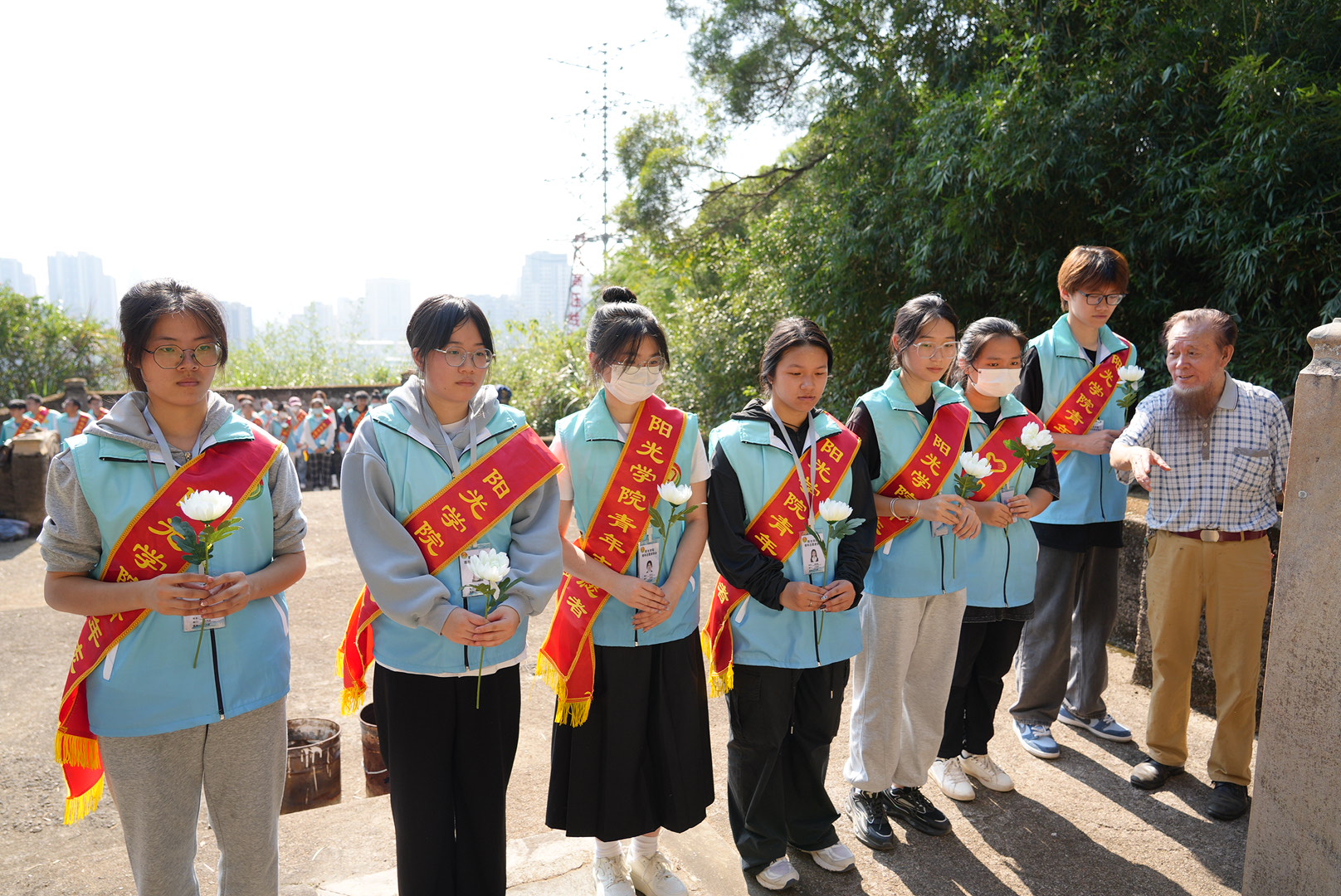 三十载无偿巡护帝师墓的他