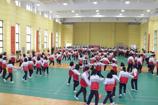 福州市亭江中学举办九年级心理健康团辅活动