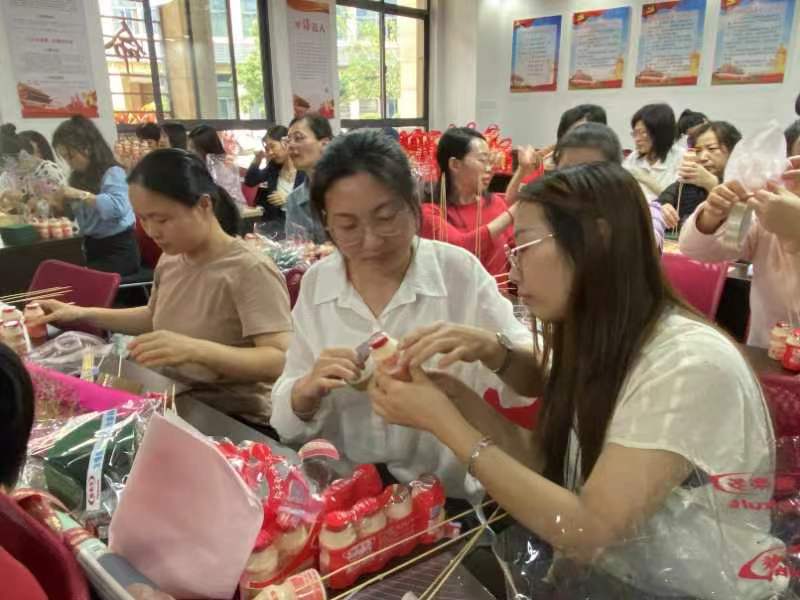 马尾镇总工会开展“情浓五月天 感恩母亲节”主题活动