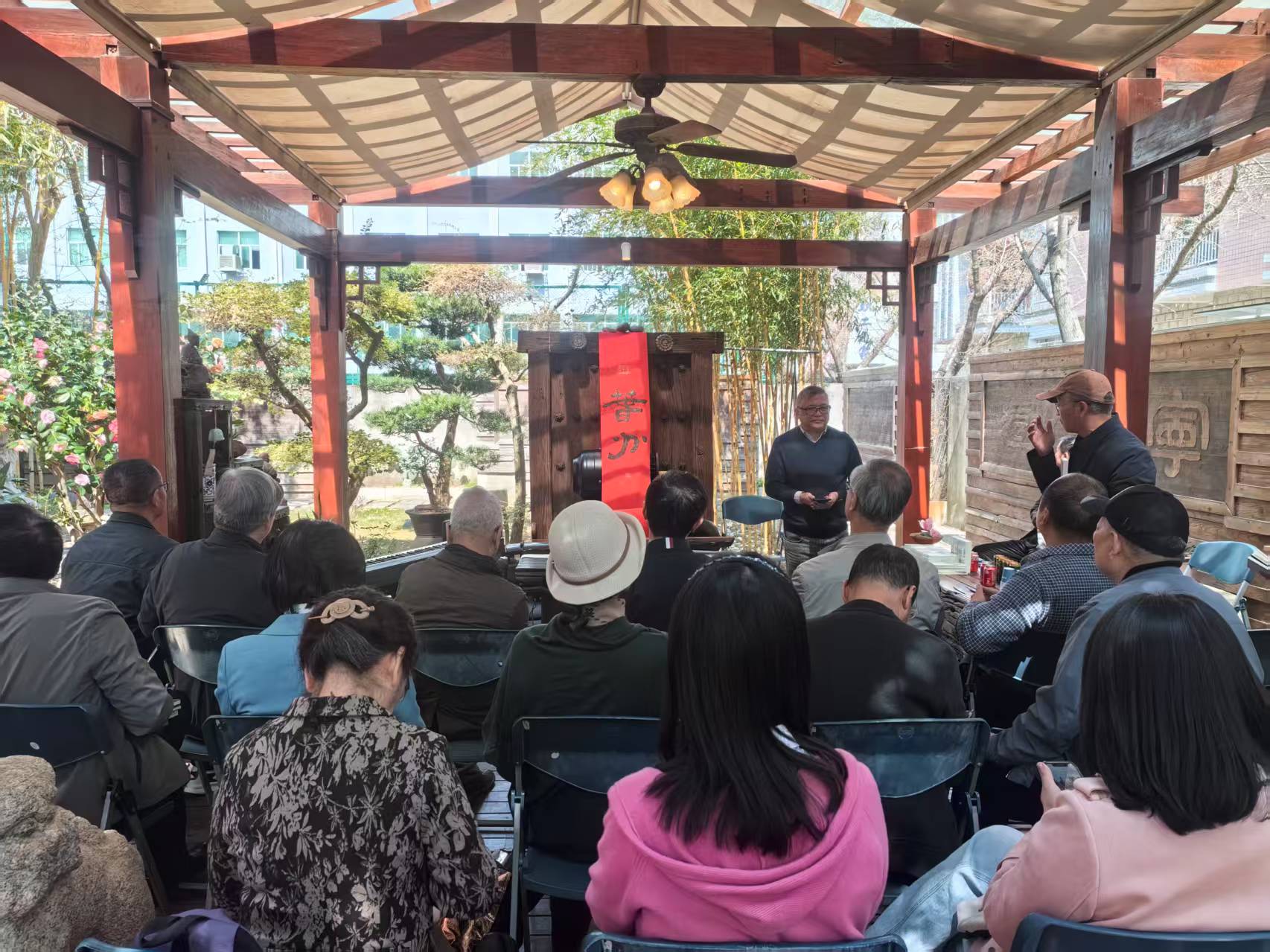 “春分和畅·万物共生”诗会圆满举行