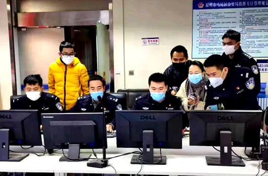 防控疫情与打击犯罪两手抓   疫情面前彰显警察担当