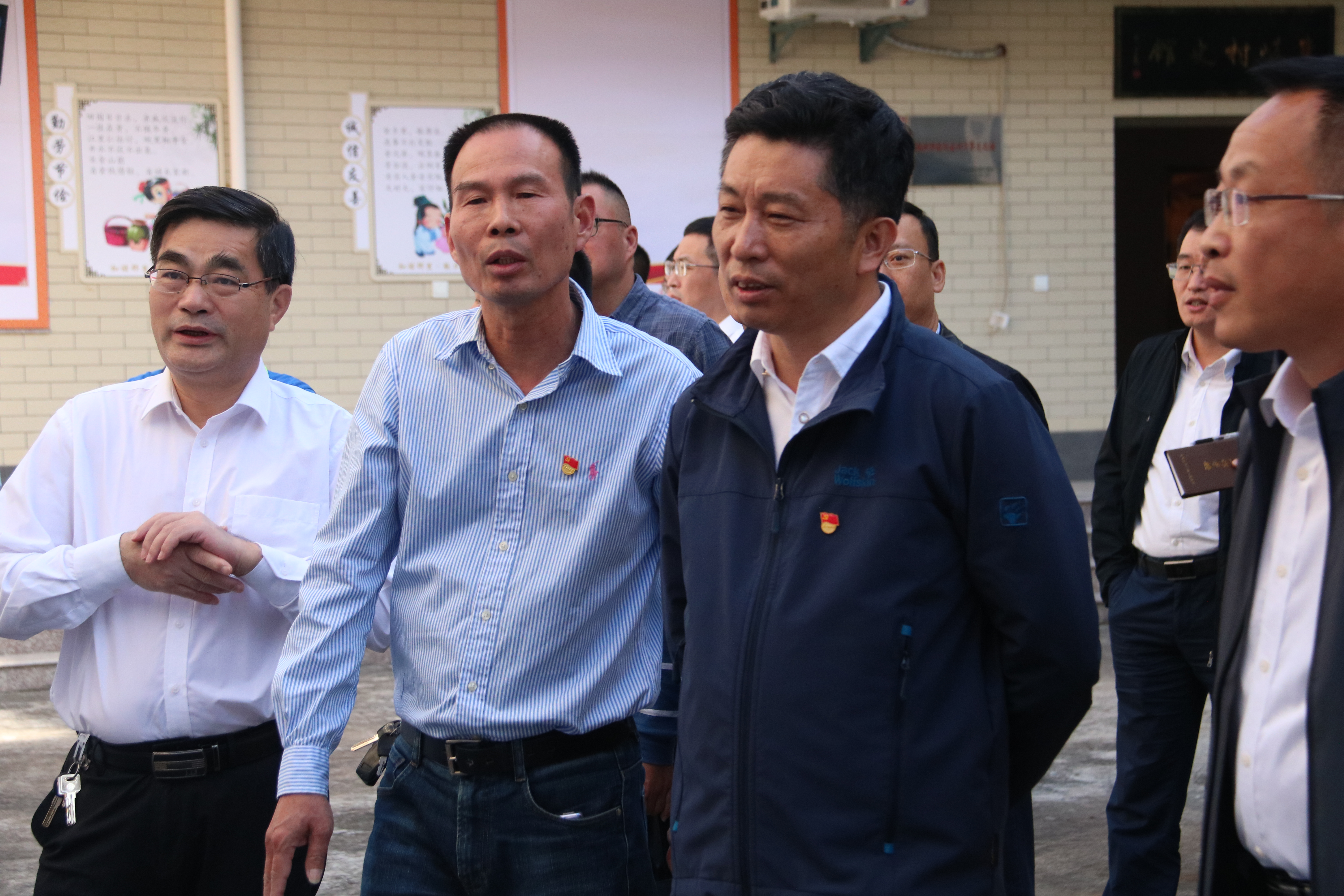 游通铃带队到亭江镇调研