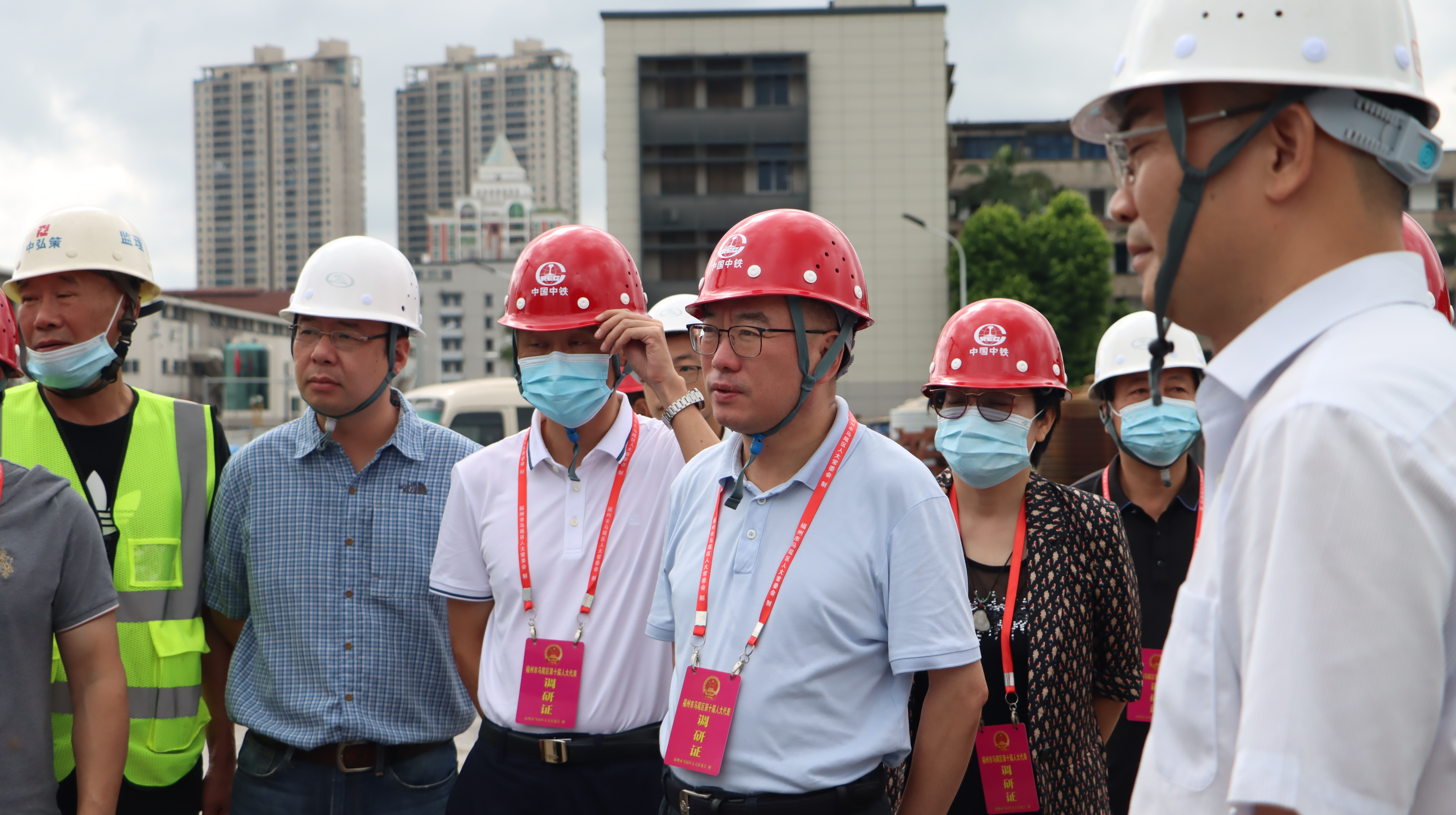 区人大常委会领导带队调研港口路下穿及市政基础设施配套工程进展情况