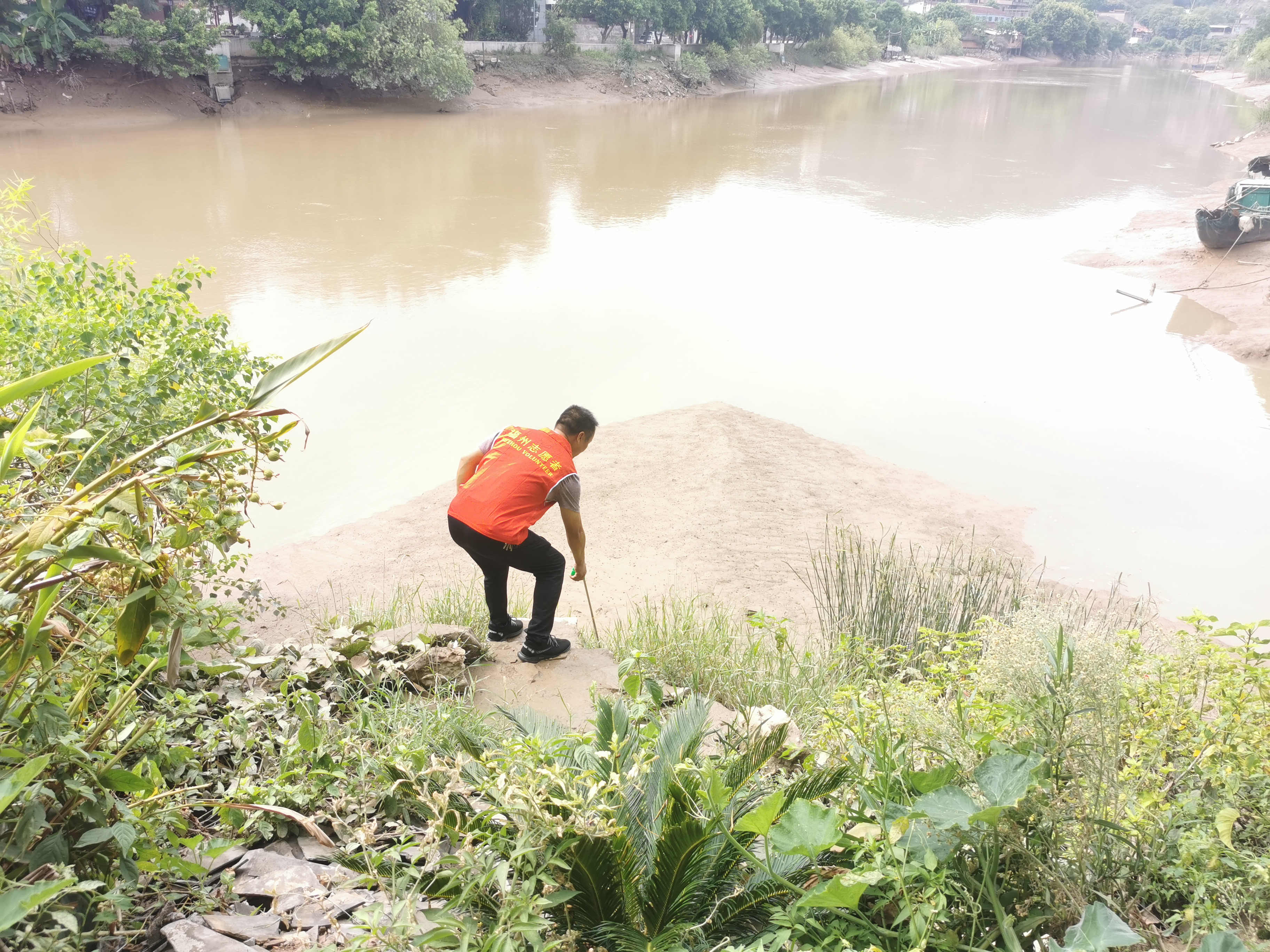 马尾区持续开展“护河爱水、清洁家园”暨安全生产检查活动
