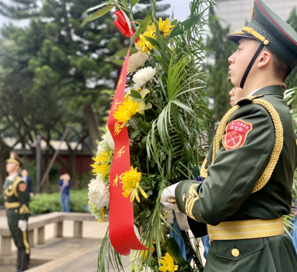 马江海战纪念馆清明祭扫仪式举行