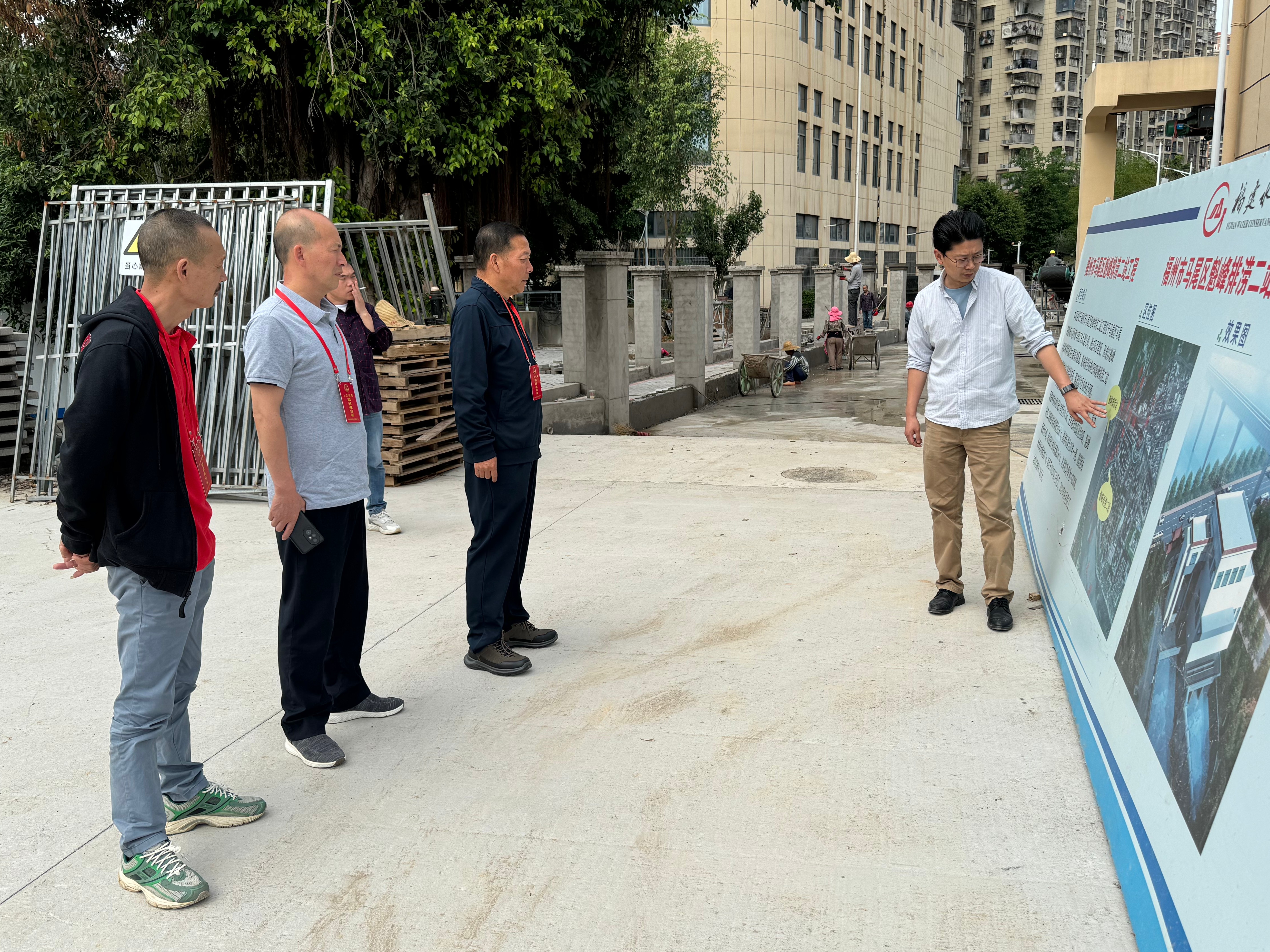 区人大常委会开展重点水利工程暨河湖长制工作调研