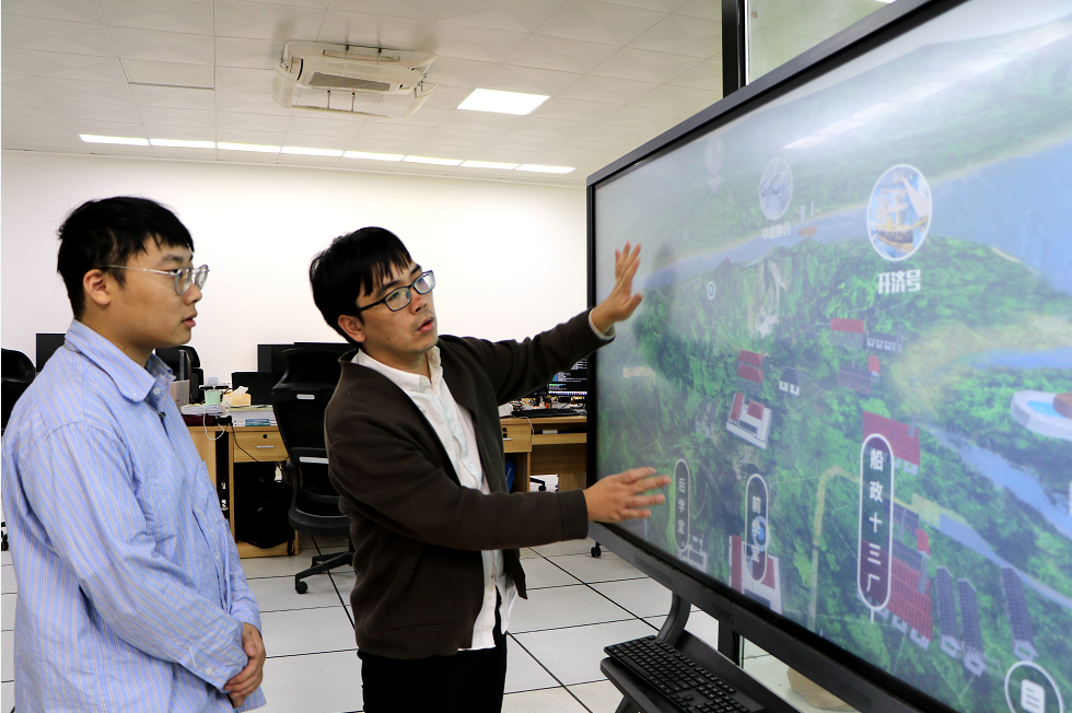 马尾这位大学教授研发3D游戏带你玩转“船政” 